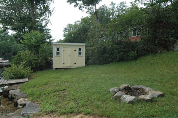 1 Burma Road Phillipston, MA 01331 - Photo 10 of 11 a backyard of a house with lots of green space
