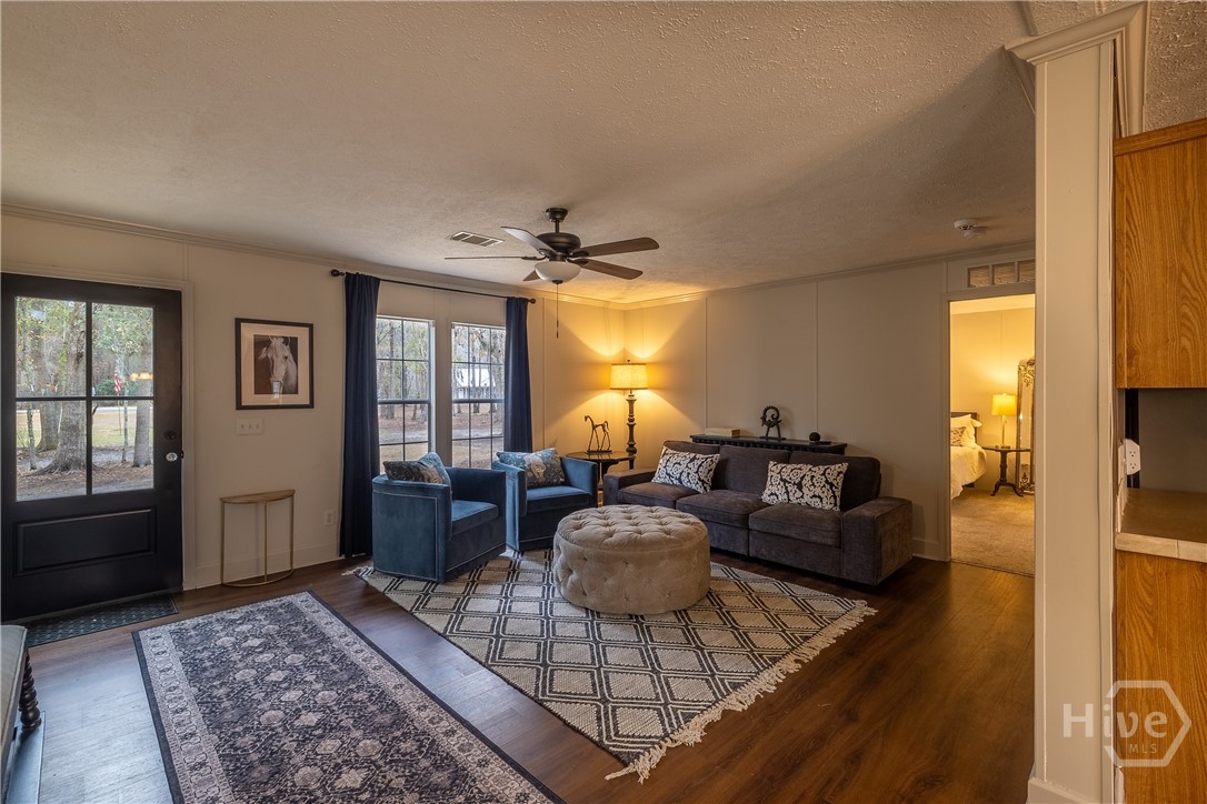 1705 Retreat Road Riceboro, GA 31323 - Photo 8 of 51