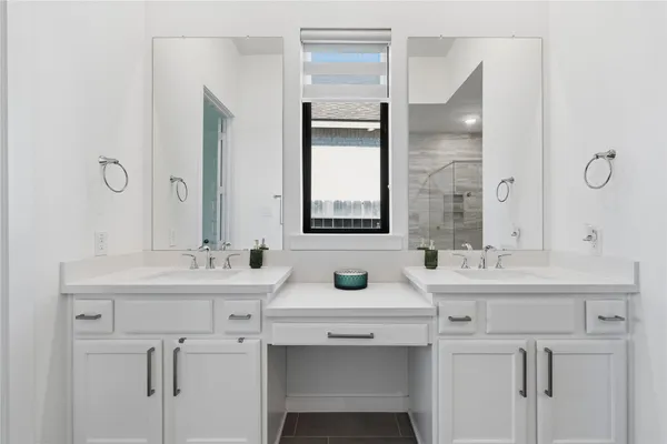 $529,900 | 416 Bartlett Street, Webster, TX 77598