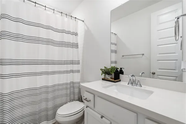 $529,900 | 416 Bartlett Street, Webster, TX 77598