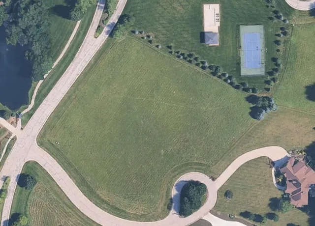 $235,000 | 2800 Pepper Creek Bridge Parkway, Valparaiso, IN 46385