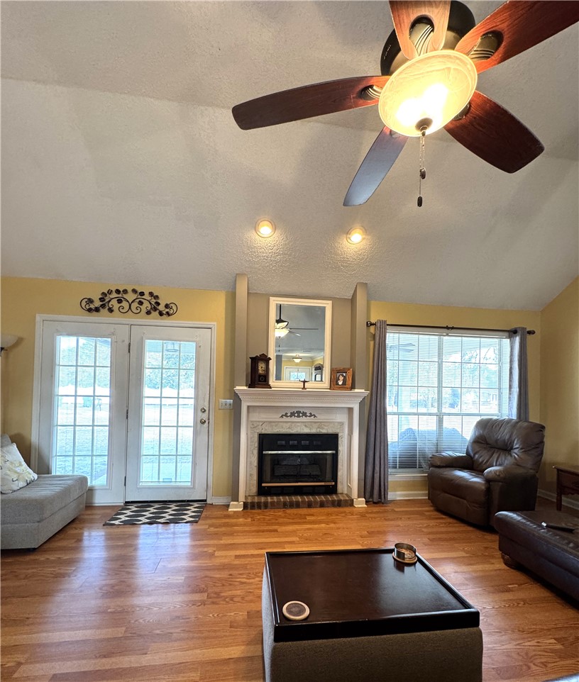 236 Bacon Street Jesup, GA 31545 - Photo 7 of 29