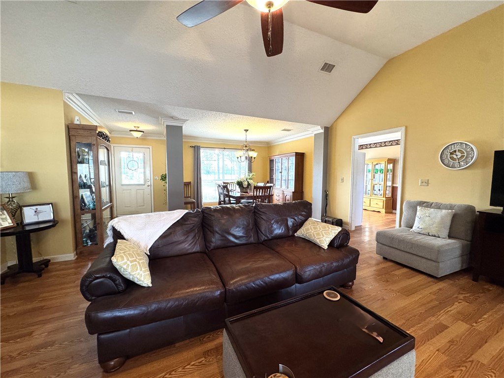 236 Bacon Street Jesup, GA 31545 - Photo 8 of 29