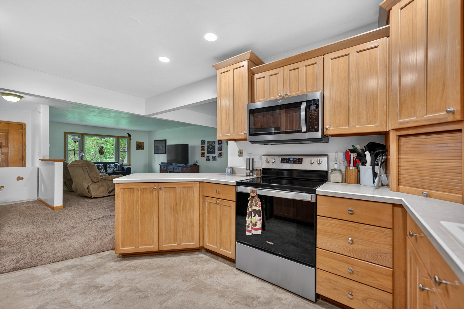 10160 Cemetery Road Pecatonica, IL 61063 - Photo 11 of 55 Gallery Image 11