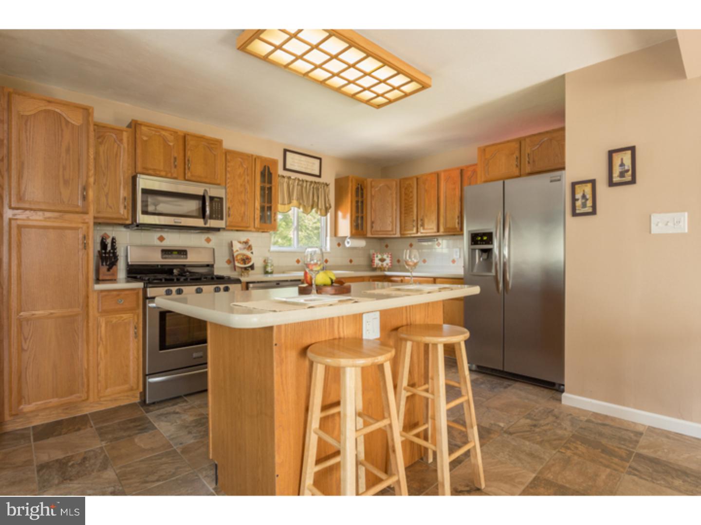 28 Edgemont Road Hamilton, NJ 08620 - Photo 7 of 25 Kitchen
