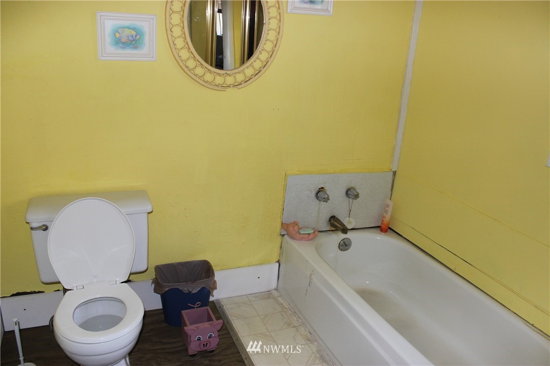 7338 James Road Southwest Rochester, WA 98579 - Photo 13 of 25