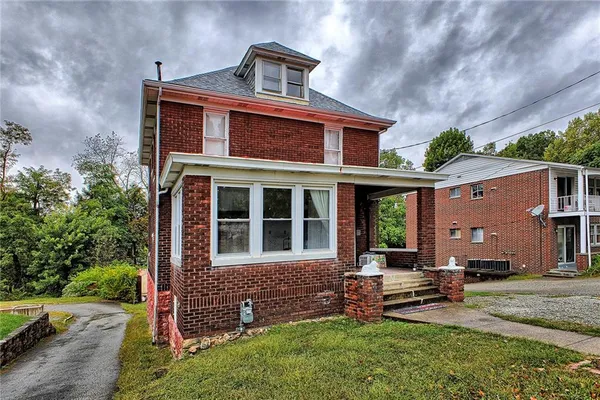 $114,500 | 1216 South Pittsburgh Street, Connellsville, PA 15425