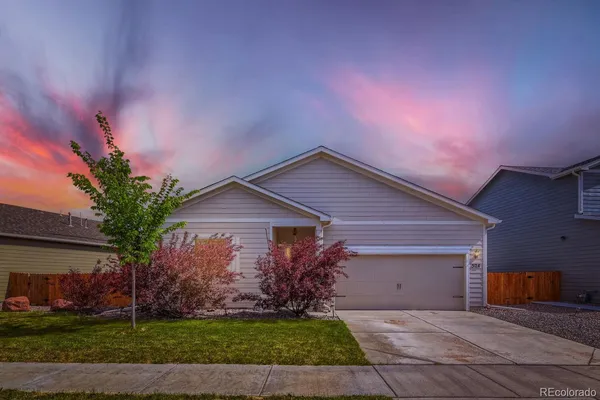 $435,000 | 524 Evans Avenue, Keenesburg, CO 80643