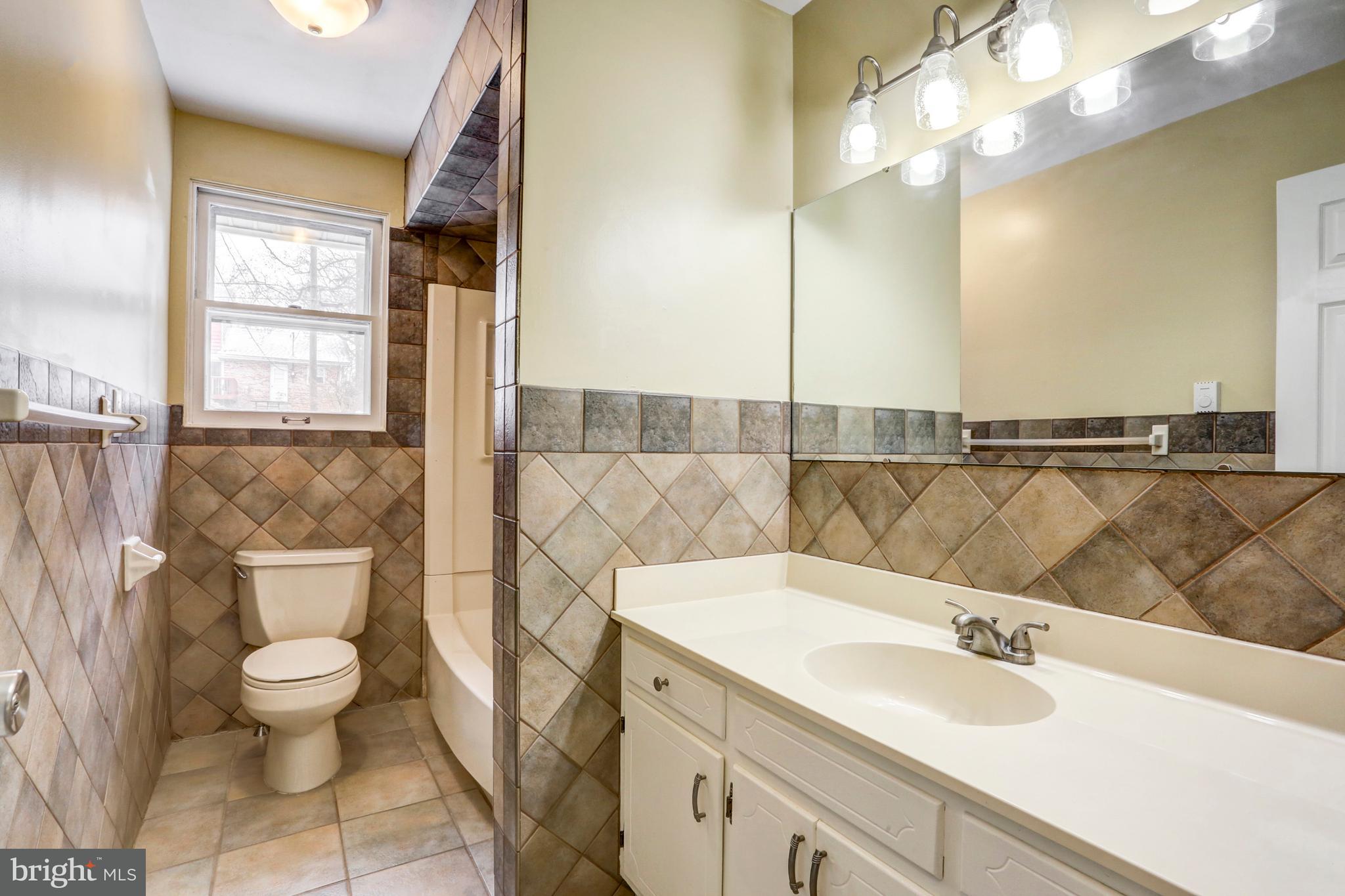 202 Swarthmore Drive Lititz, PA 17543 - Photo 19 of 27 Gallery Image 19