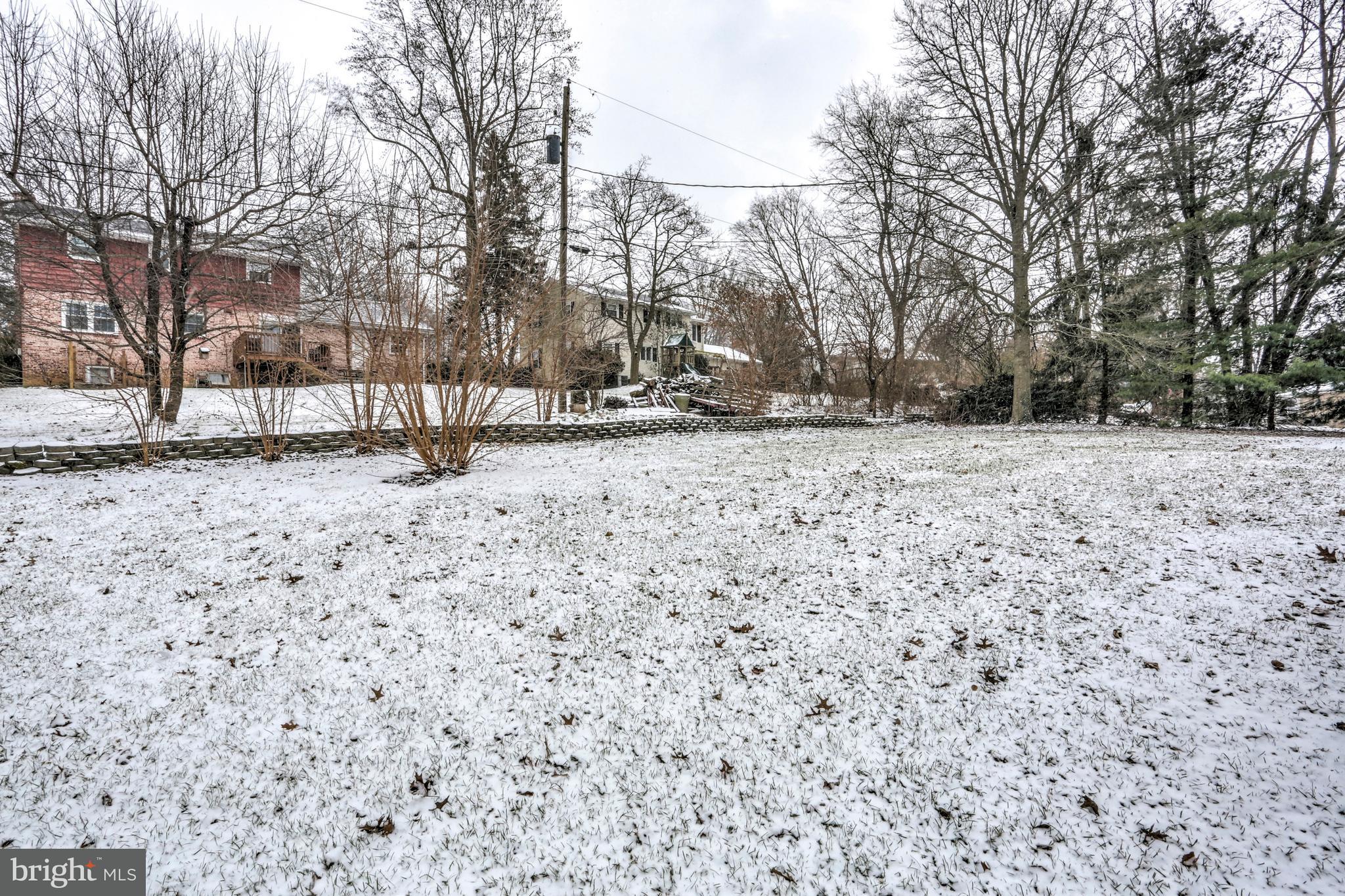 202 Swarthmore Drive Lititz, PA 17543 - Photo 3 of 27 Gallery Image 3