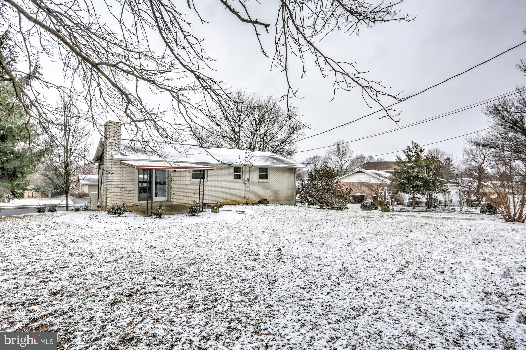 202 Swarthmore Drive Lititz, PA 17543 - Photo 5 of 27 Gallery Image 5