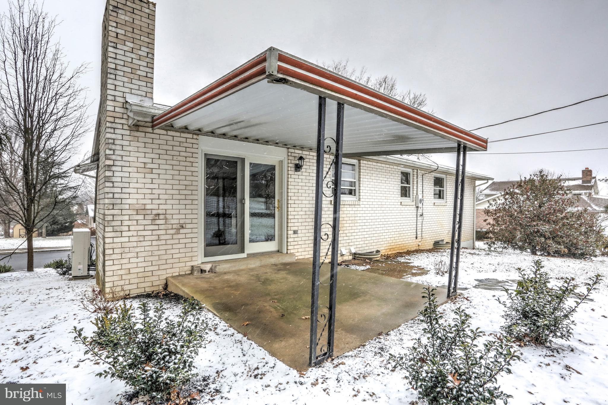202 Swarthmore Drive Lititz, PA 17543 - Photo 6 of 27 Gallery Image 6