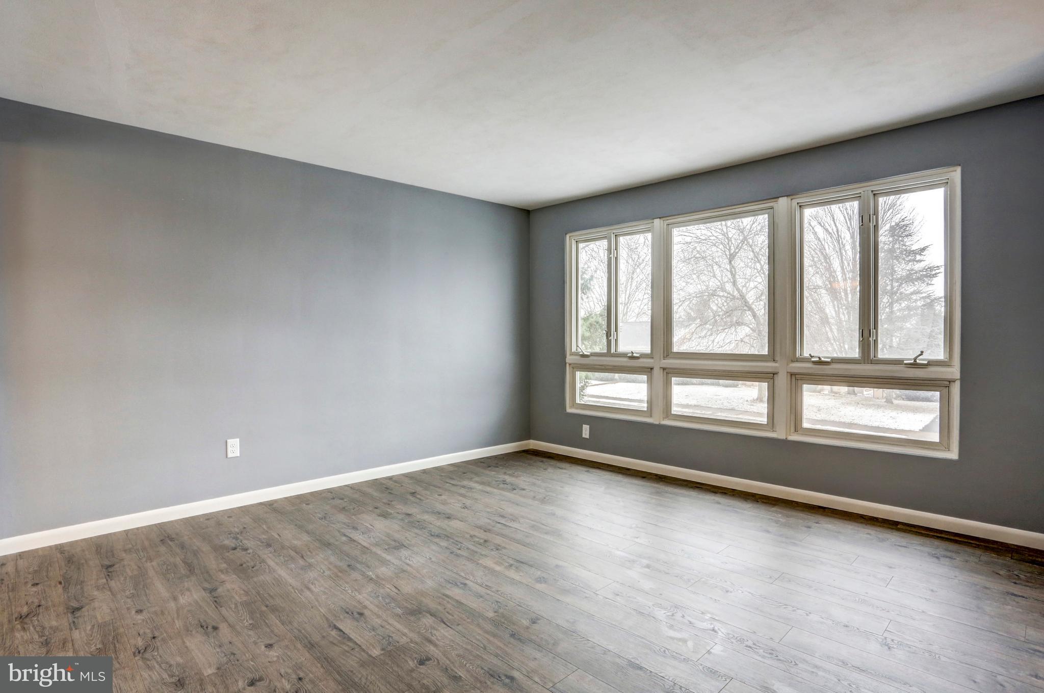 202 Swarthmore Drive Lititz, PA 17543 - Photo 9 of 27 Gallery Image 9
