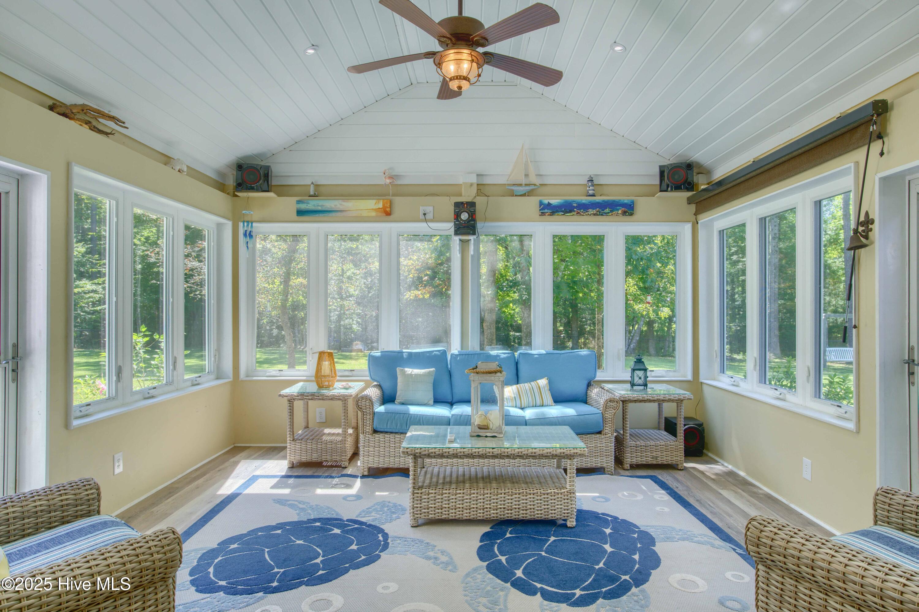 102 Ridgewood Trail New Bern, NC 28560 - Photo 12 of 66 102 Ridgewood - Interior - Edited_4