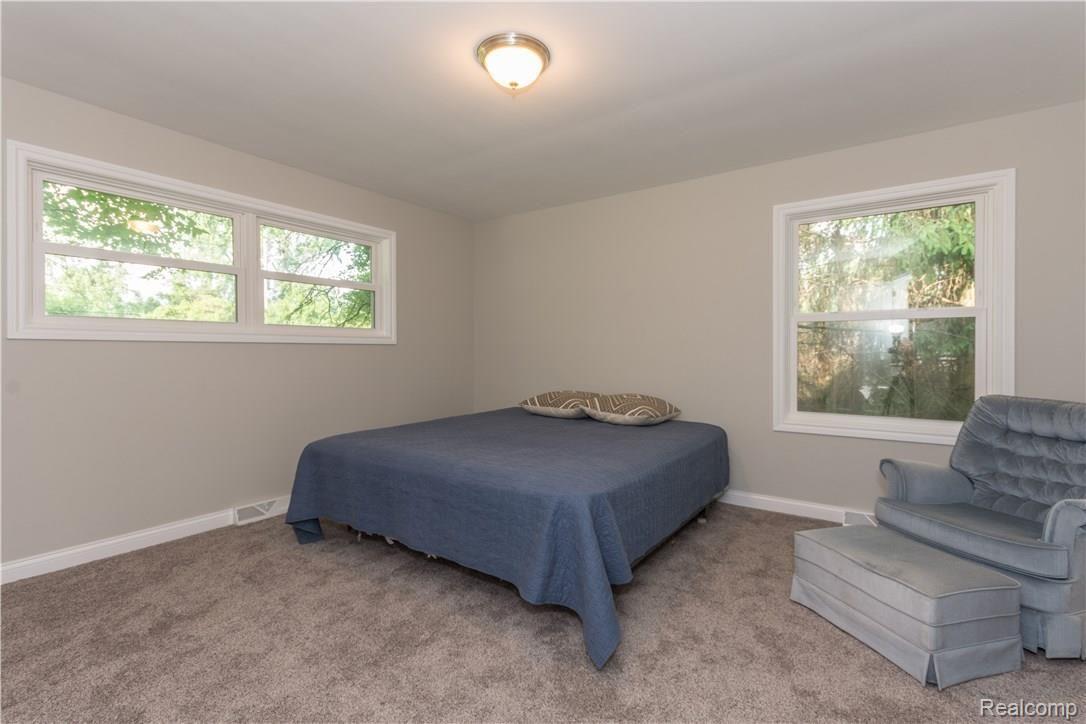 77 Randolph Road Rochester, MI 48309 - Photo 19 of 32 77-202.jpg