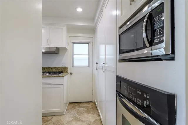 $7,500,000 | 302 South Bay Front, Newport Beach, CA 92662