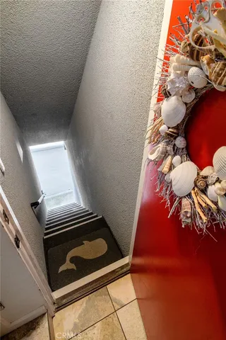 $7,500,000 | 302 South Bay Front, Newport Beach, CA 92662