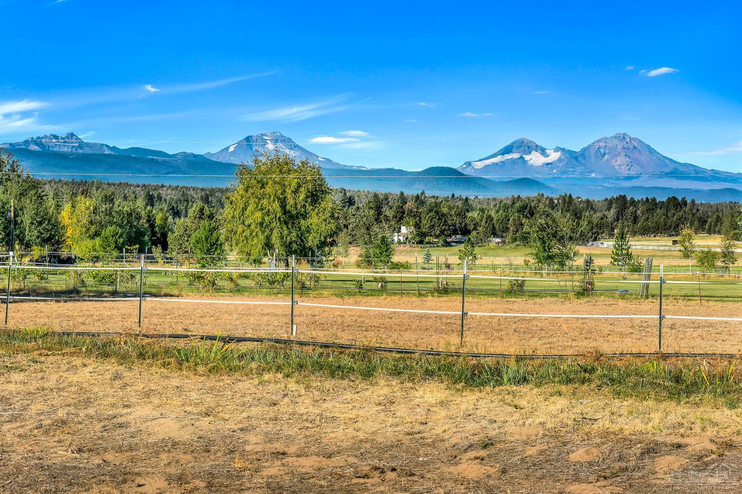 18665 Couch Market Road Bend, OR 97703 - Photo 21 of 23 Gallery Image 21