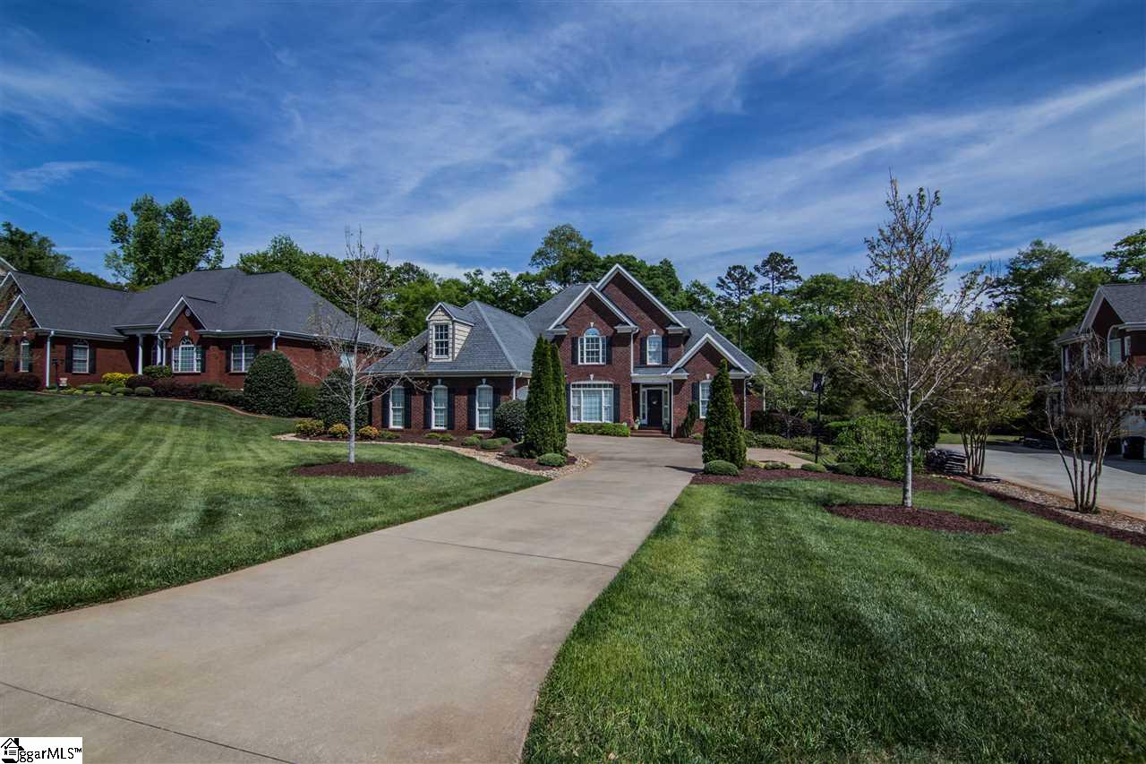 111 Birch River Road Greenville, SC 29611 - Photo 3 of 36 Gallery Image 3