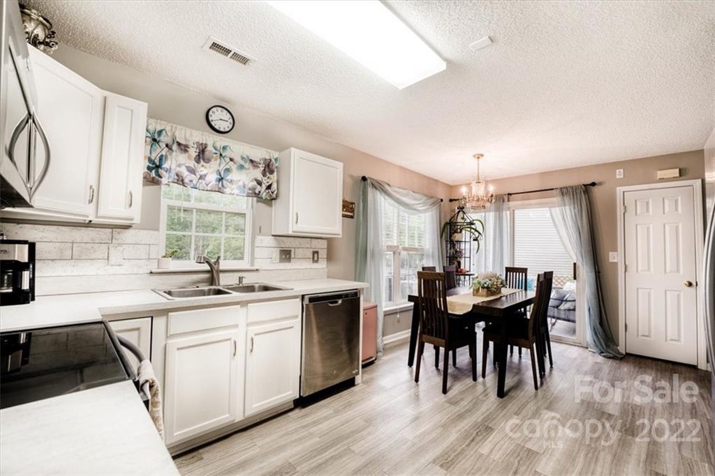 228 Chestnut Avenue Tega Cay, SC 29708 - Photo 10 of 26 Gallery Image 10