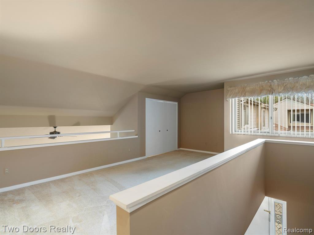 663 Camden Court Rochester Hills, MI 48307 - Photo 27 of 39
