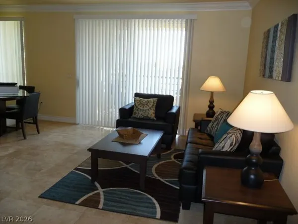 $1,695 | 270 East Flamingo Road, Unit 318, Las Vegas, NV 89169