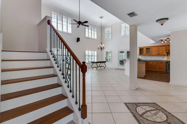a view of entryway and hall
