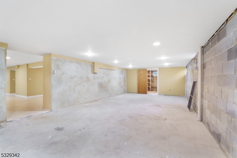 312 Naughright Road Long Valley, NJ 07853 - Photo 23 of 32 a view of an empty room