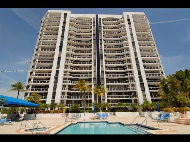 $5,400 | 3600 Yacht Club Drive, Unit 1503, Aventura, FL 33180
