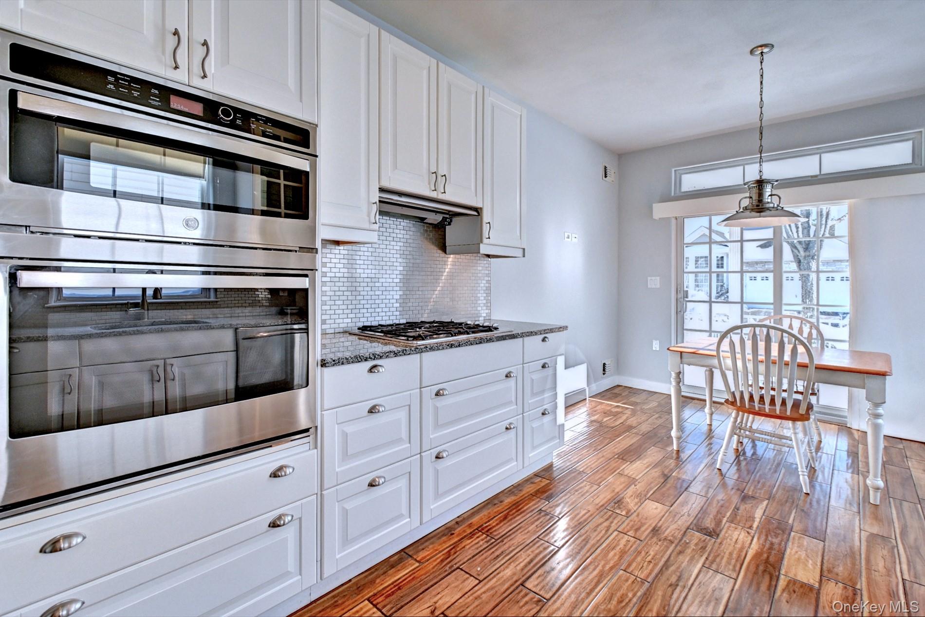 530 Leisure Drive Ridge, NY 11961 - Photo 13 of 26 Totally Updated Kitchen