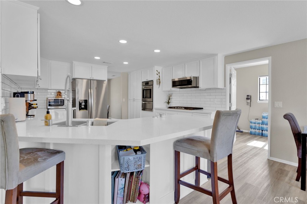 13028 Quapaw Road Apple Valley, CA 92308 - Photo 11 of 52