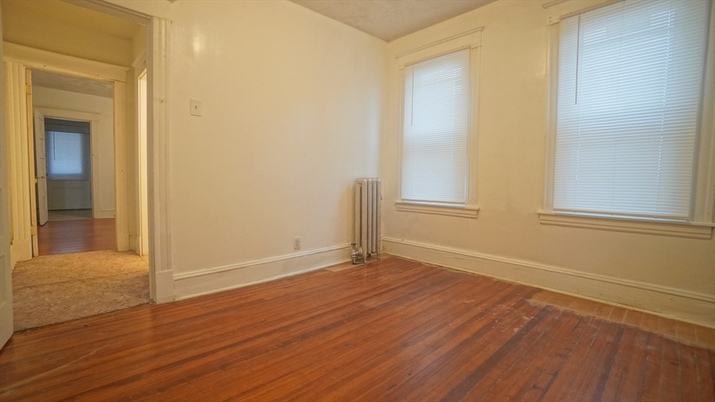 75-77 Sycamore Street Springfield, MA 01109 - Photo 19 of 40