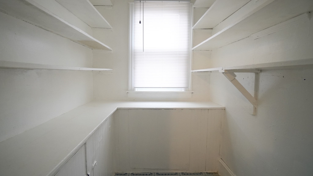 75-77 Sycamore Street Springfield, MA 01109 - Photo 33 of 40