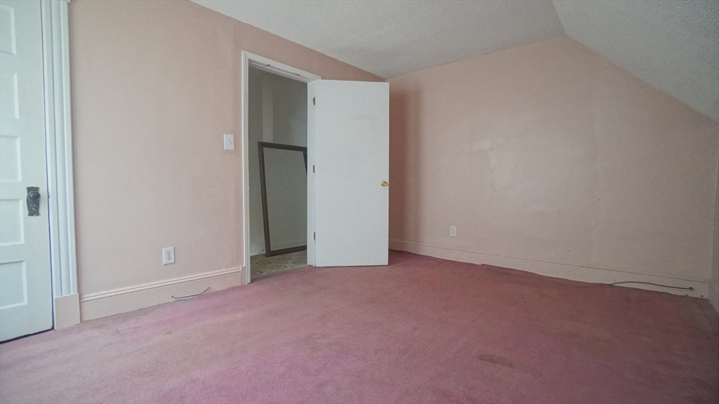 75-77 Sycamore Street Springfield, MA 01109 - Photo 34 of 40