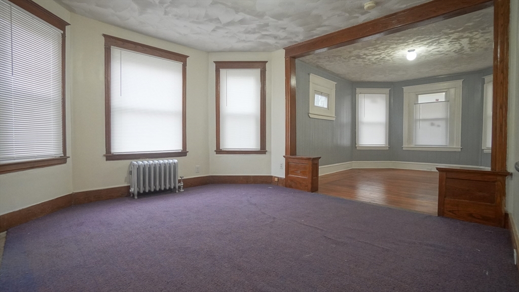 75-77 Sycamore Street Springfield, MA 01109 - Photo 8 of 40