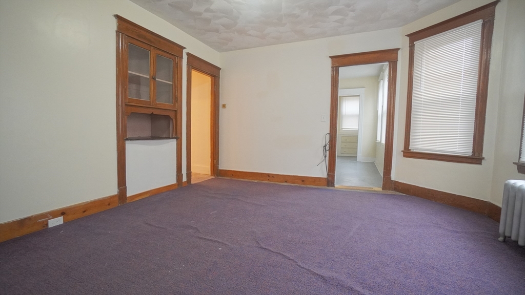 75-77 Sycamore Street Springfield, MA 01109 - Photo 10 of 40