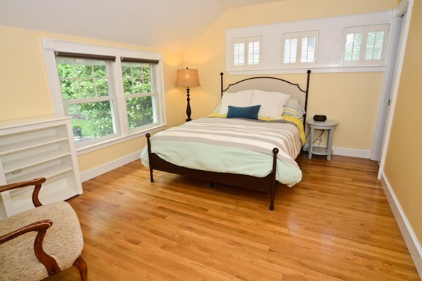 10 King Street Lexington, MA 02421 - Photo 9 of 18 Gallery Image 9