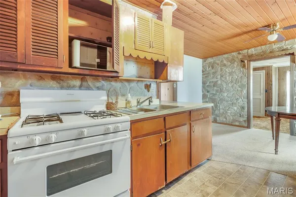 $40,000 | 322 Main Street, Harvel, IL 62538