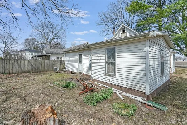 $40,000 | 322 Main Street, Harvel, IL 62538