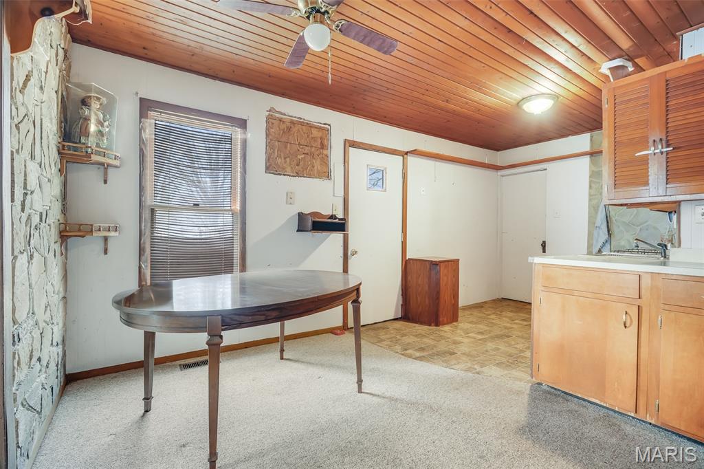 322 Main Street Harvel, IL 62538 - Photo 10 of 21