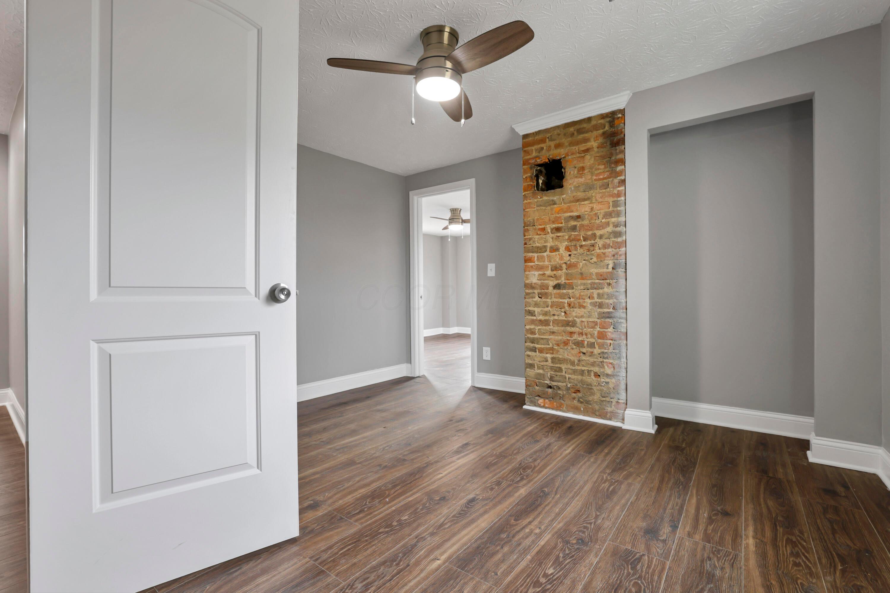 2089 Lockbourne Road Columbus, OH 43207 - Photo 17 of 22 Bedroom 3