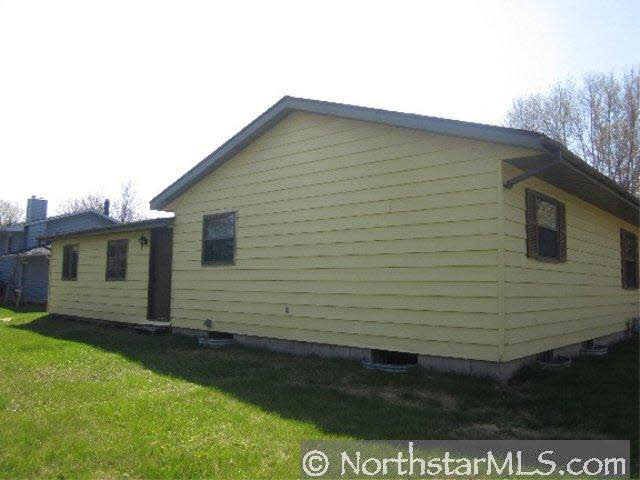 750 Franklin Street Baldwin, WI 54002 - Photo 8 of 10