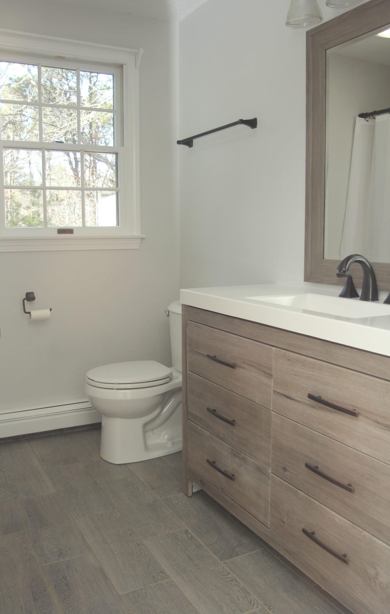 725 School House Road Eastham, MA 02642 - Photo 12 of 35 1st Floor Bath