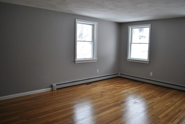 42 Hall Road Stoneham, MA 02180 - Photo 8 of 23 Gallery Image 8