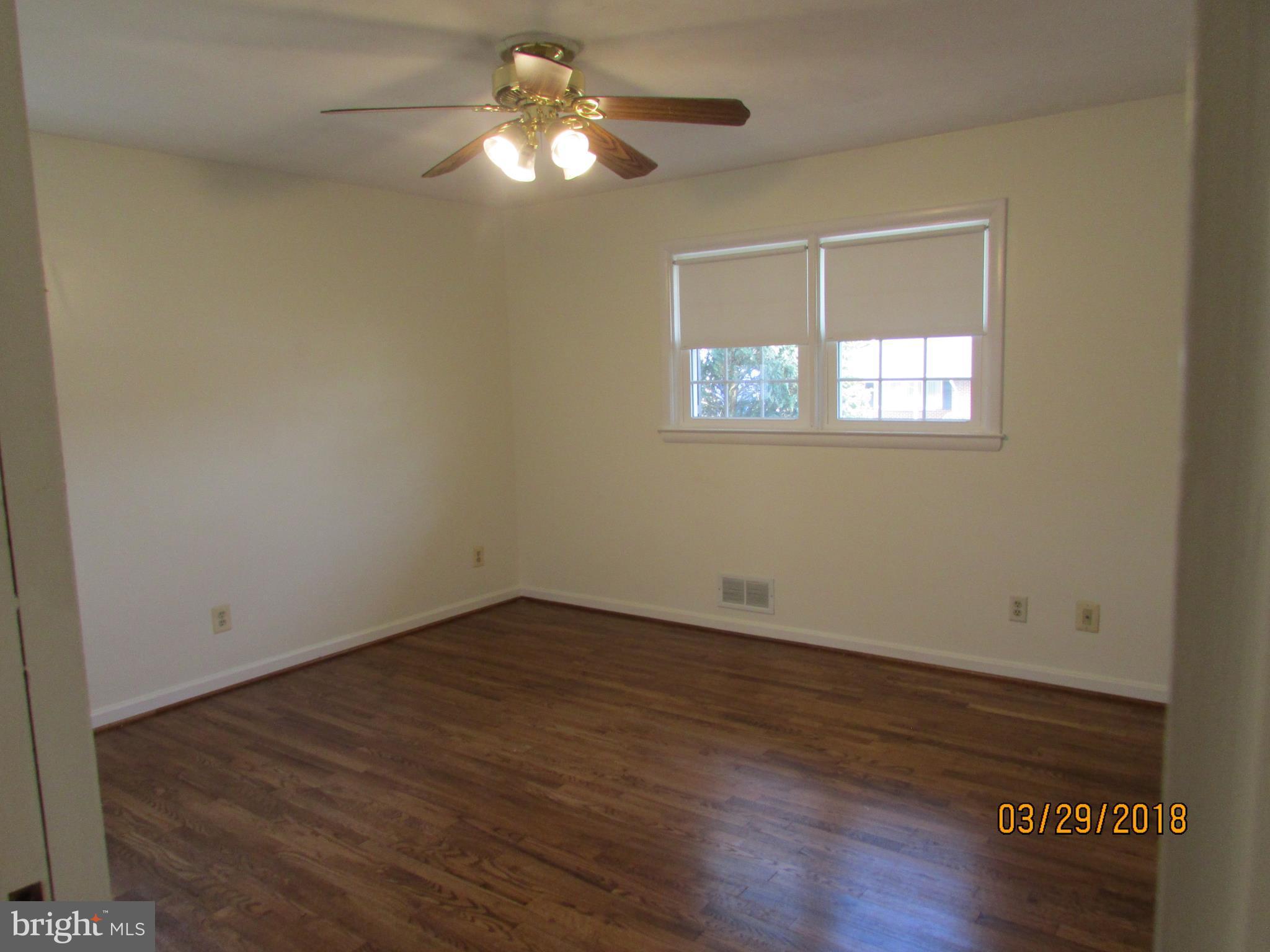 4251 Darleigh Road Baltimore, MD 21236 - Photo 11 of 30 Master Bedroom