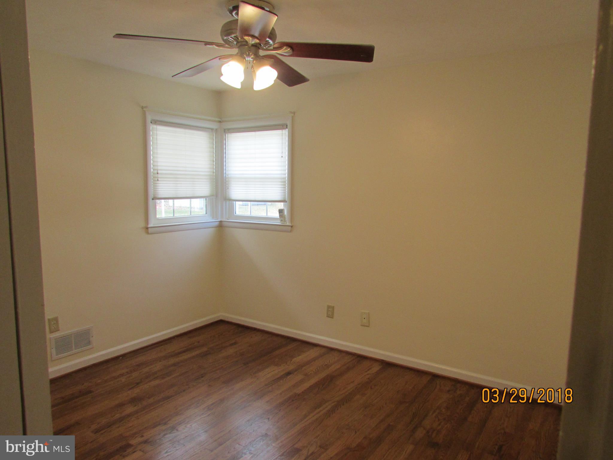 4251 Darleigh Road Baltimore, MD 21236 - Photo 14 of 30 3rd Bedroom