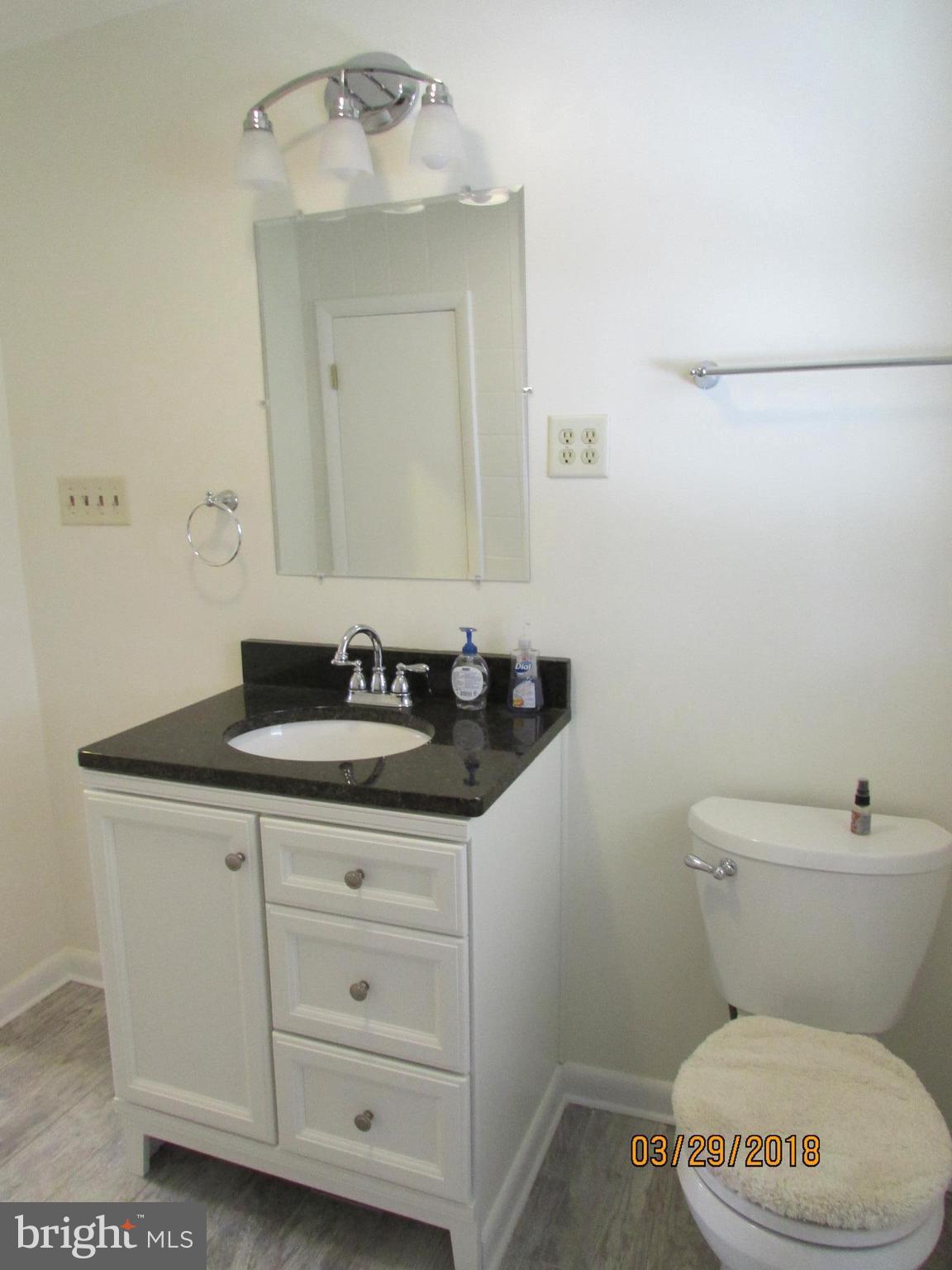 4251 Darleigh Road Baltimore, MD 21236 - Photo 15 of 30 Full Bath Main level