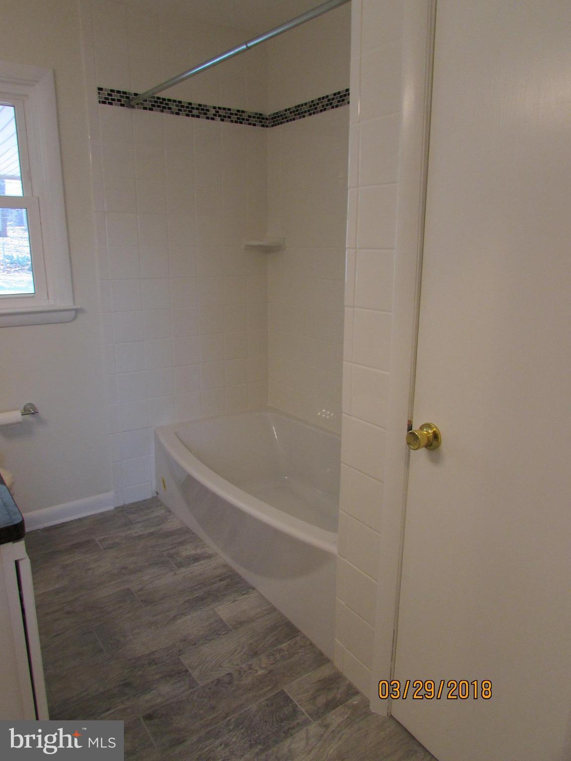 4251 Darleigh Road Baltimore, MD 21236 - Photo 16 of 30 Full Bath Main level