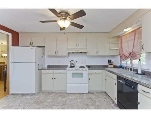 44 Emerson Street Springfield, MA 01118 - Photo 11 of 25
