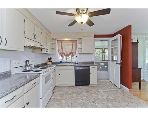 44 Emerson Street Springfield, MA 01118 - Photo 12 of 25